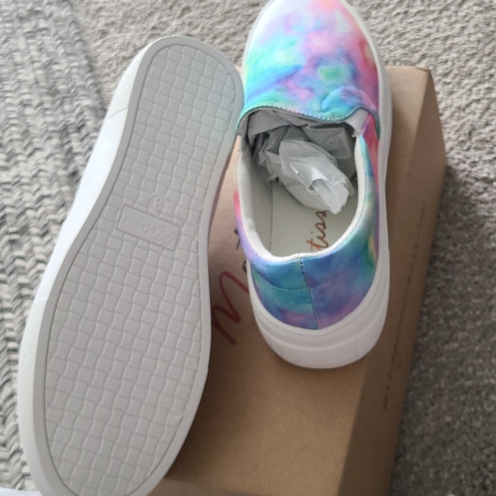 Coconuts by Matisse Harry Slip On Shoe in Tie Dye - Picture 5 of 5